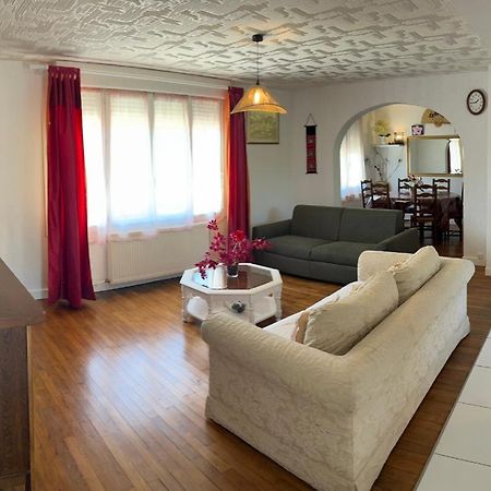 5Min Futuroscope 80M2 - 3 Chambres - Parking Prive - Wifi - Jardin Chasseneuil-du-Poitou Buitenkant foto