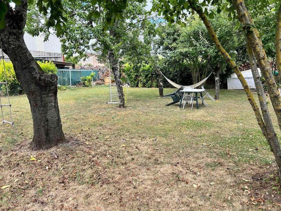 5Min Futuroscope 80M2 - 3 Chambres - Parking Prive - Wifi - Jardin Chasseneuil-du-Poitou Buitenkant foto