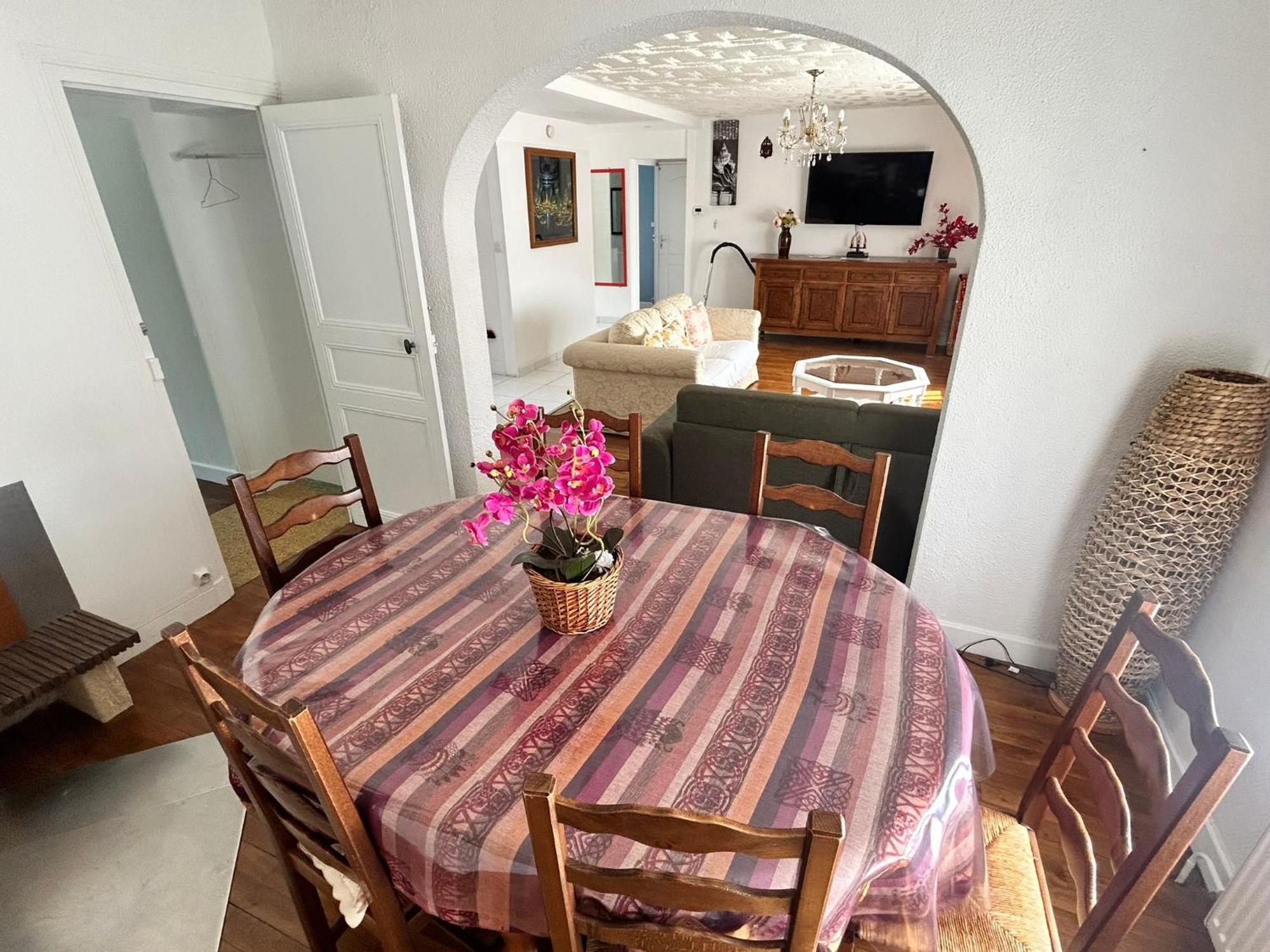 5Min Futuroscope 80M2 - 3 Chambres - Parking Prive - Wifi - Jardin Chasseneuil-du-Poitou Buitenkant foto